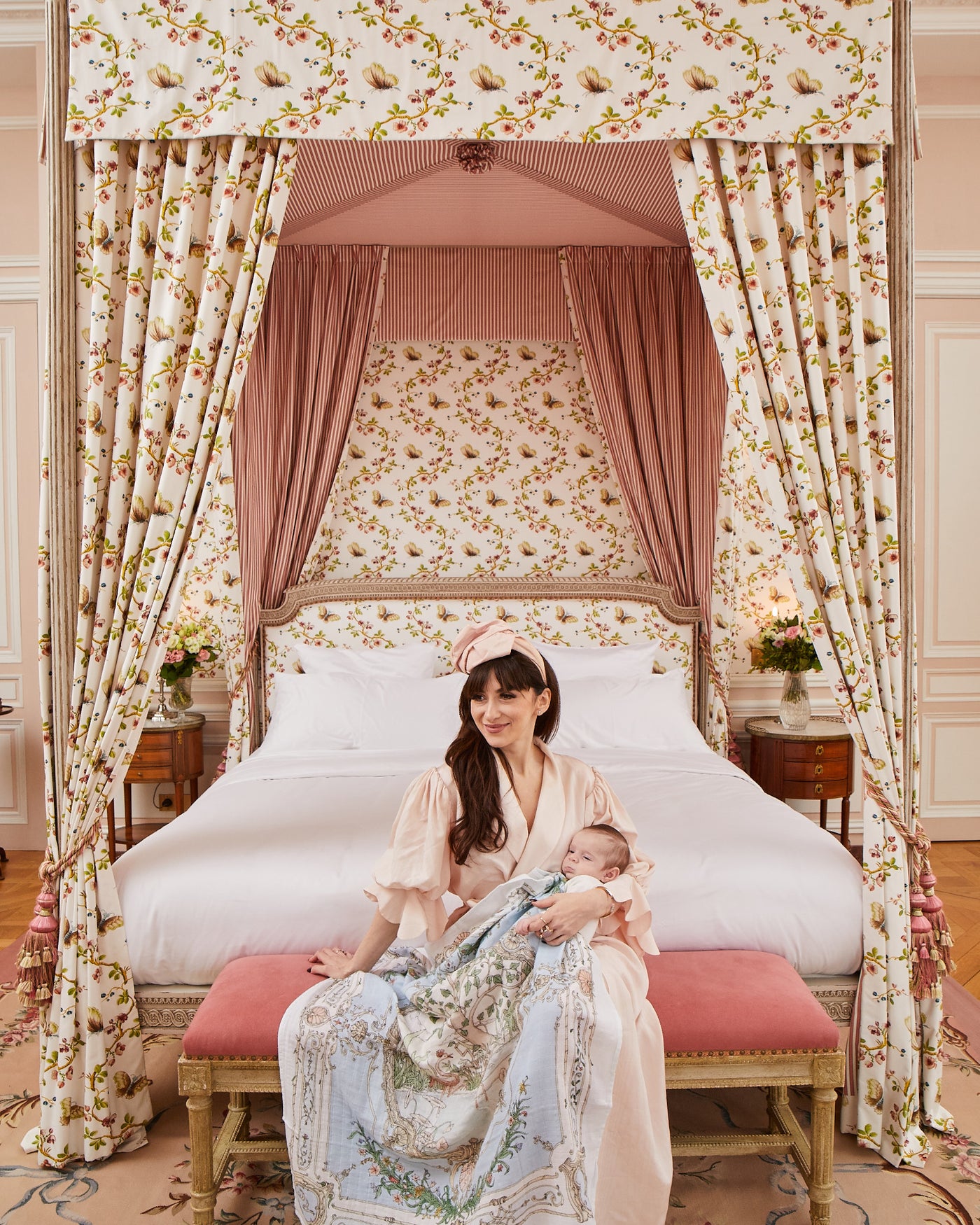 Carré - Tapestry Brilliant Blue