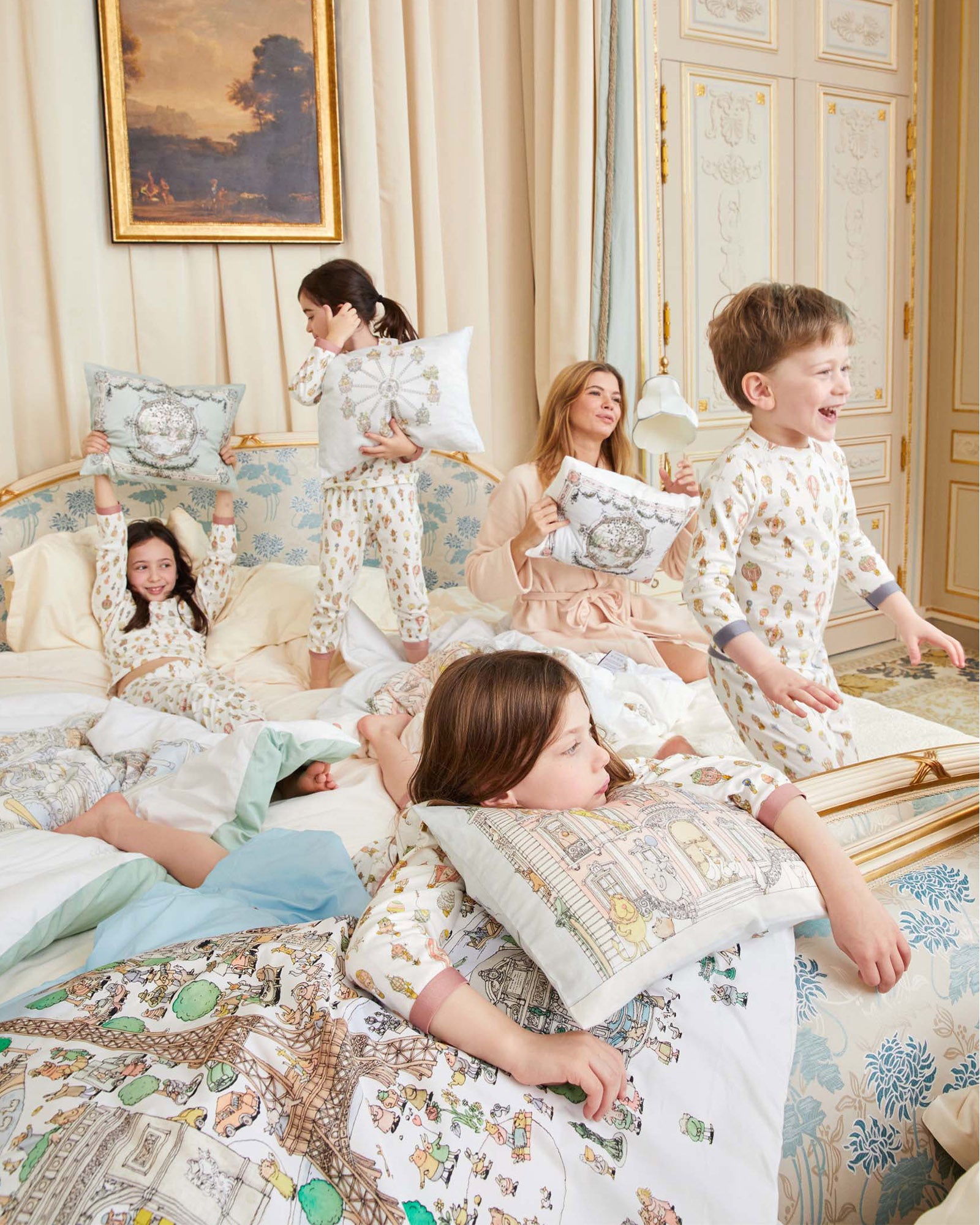 Velour Cushion - Monceau • Atelier Choux