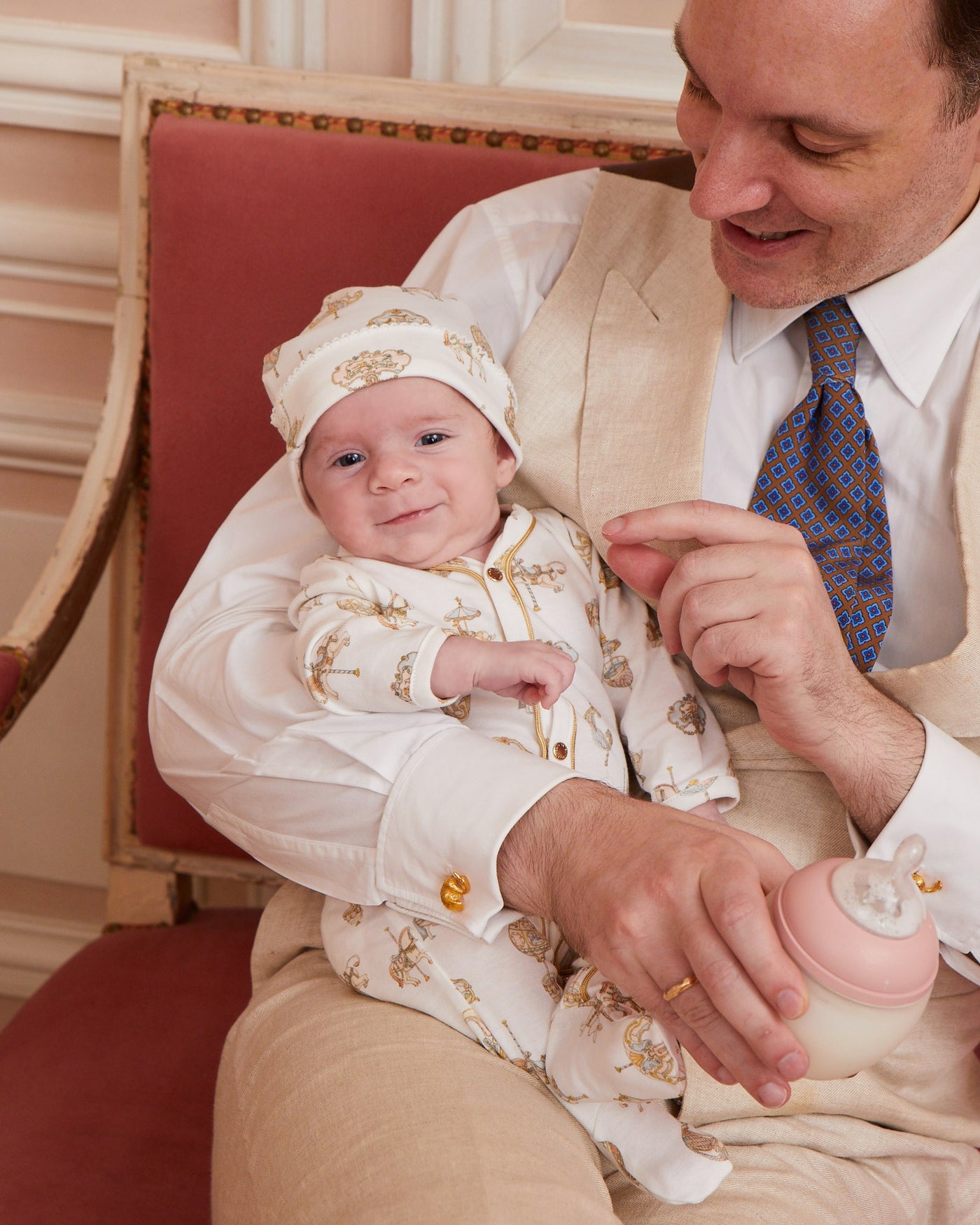 Baby Hat / Bonnet - Carousel